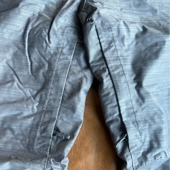 North Face Gray Dryvent Ski Pants - Picture 13 of 14